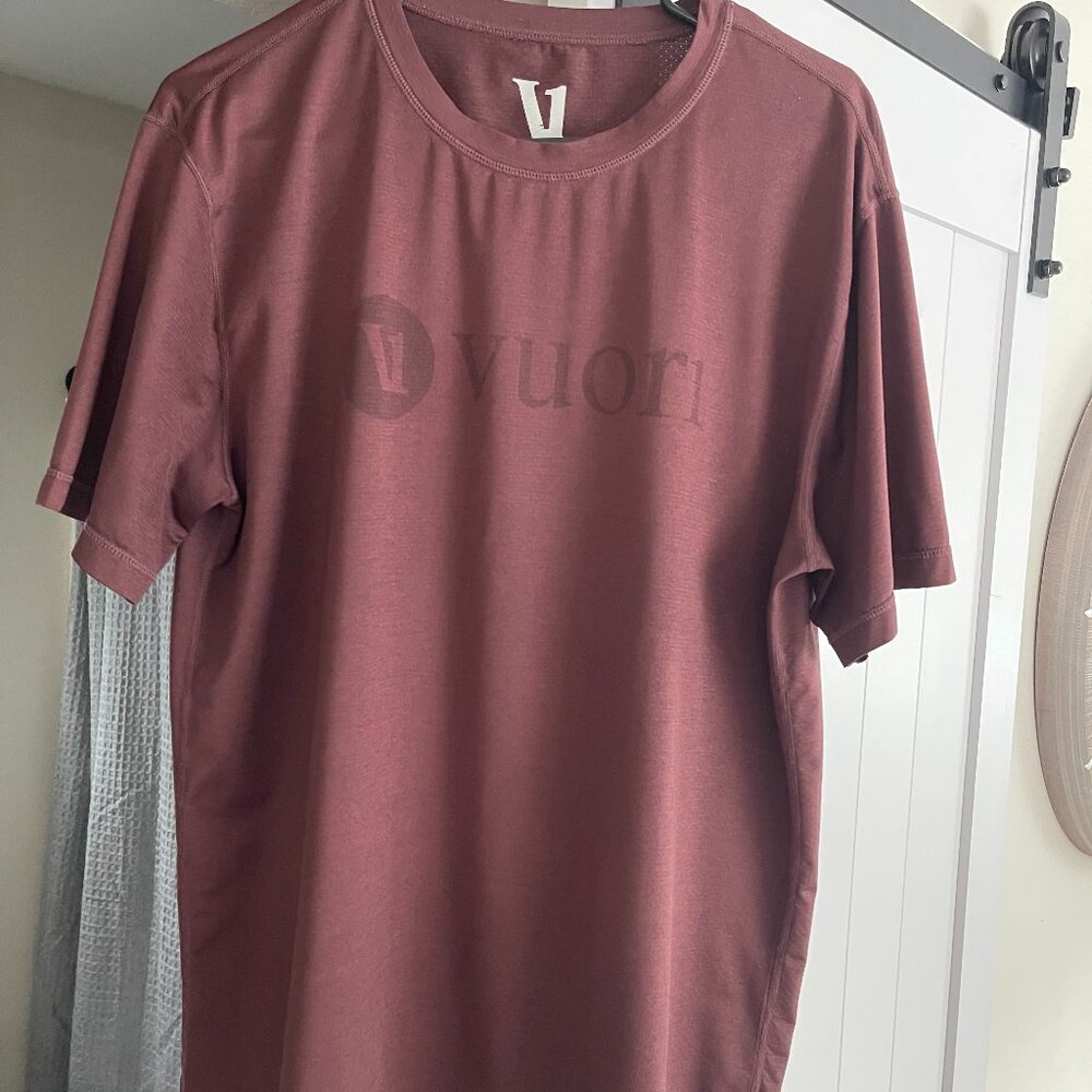 VUORI WORKOUT SHIRT